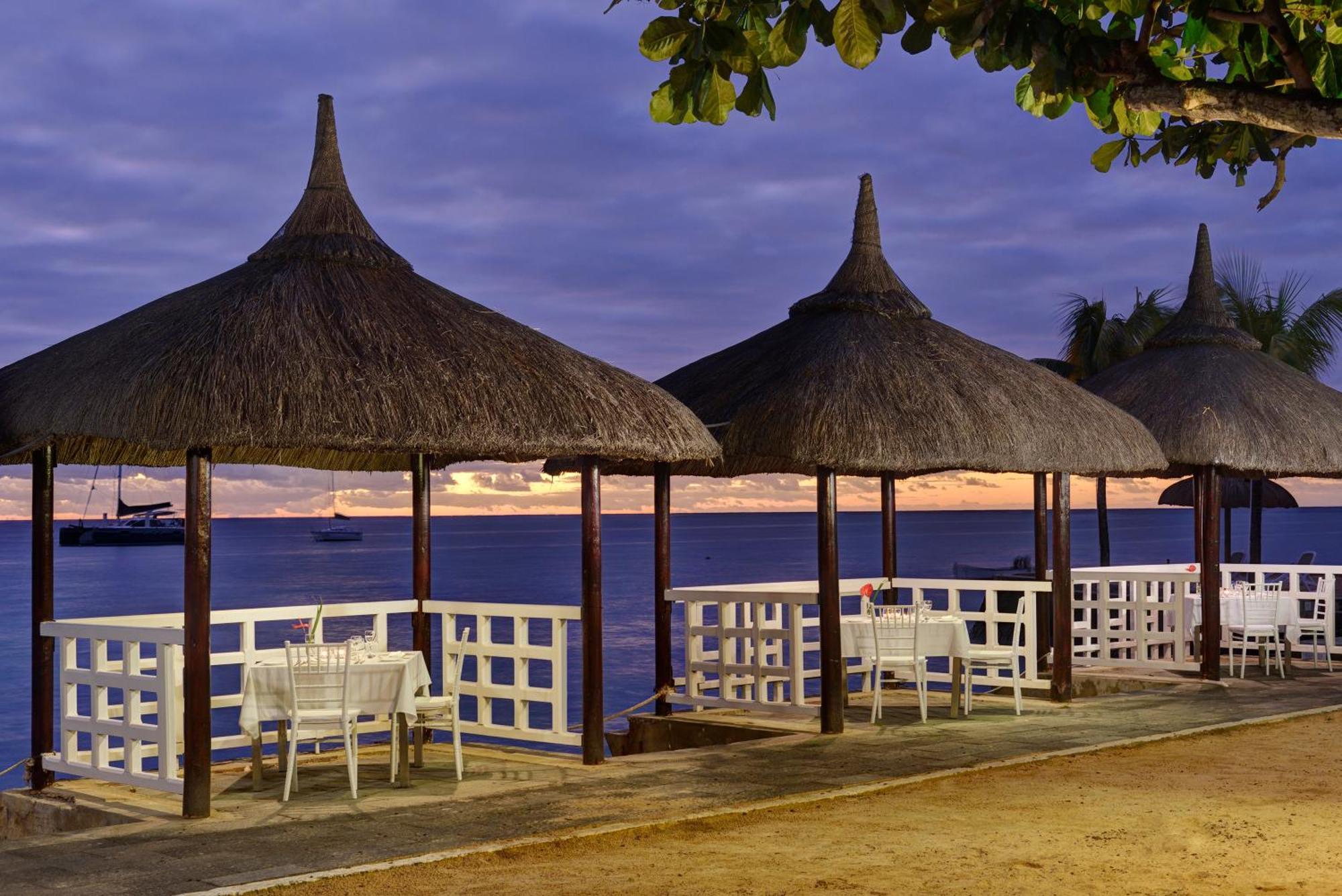 Coral Azur Beach Resort Mont Choisy מראה חיצוני תמונה