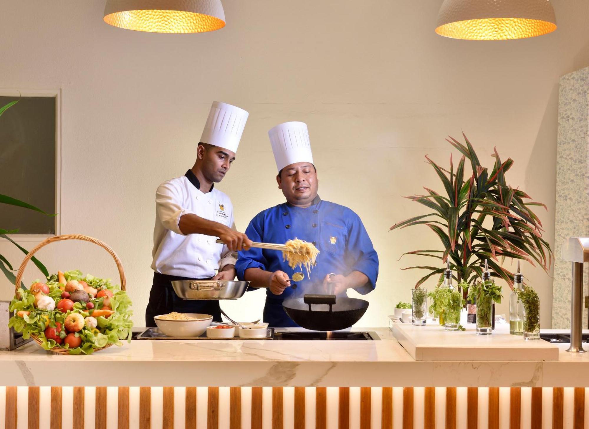 Coral Azur Beach Resort Mont Choisy מראה חיצוני תמונה