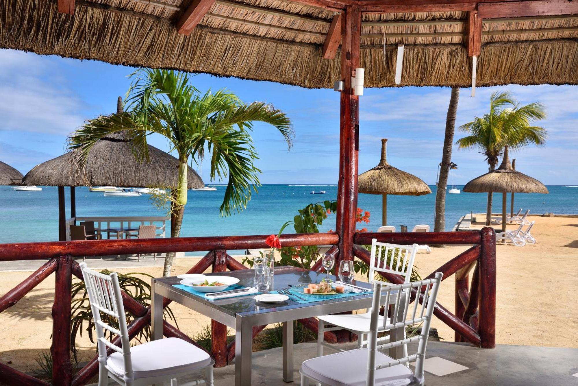 Coral Azur Beach Resort Mont Choisy מראה חיצוני תמונה