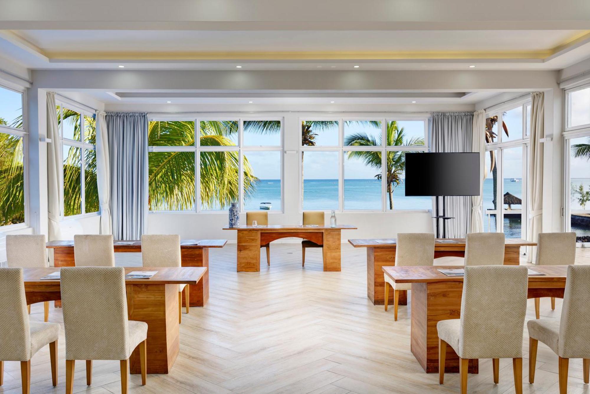 Coral Azur Beach Resort Mont Choisy מראה חיצוני תמונה